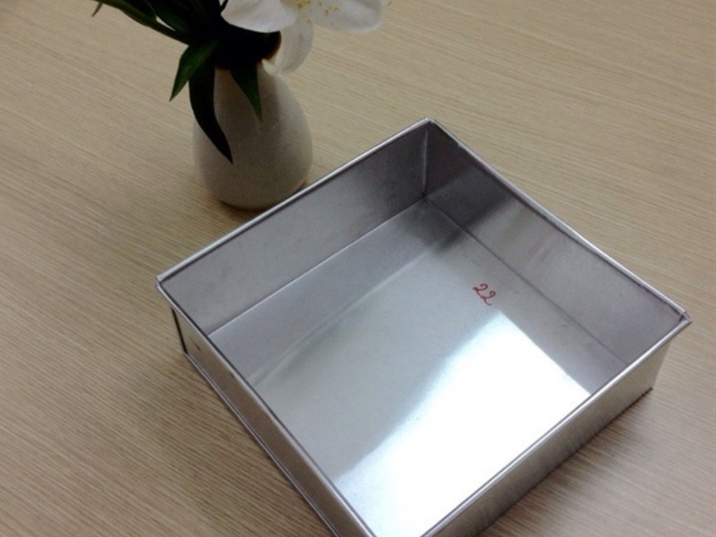 Khuôn Vuông Đế Liền - 22cm